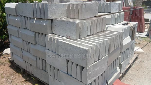 Pavement Blocks and Kerbs · Photo 3