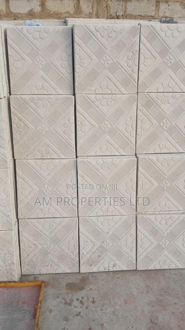 Pavement Blocks and Kerbs · Photo 1