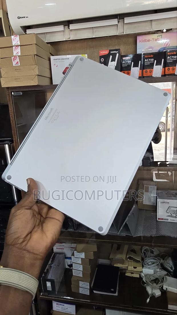 Laptop Microsoft Surface Laptop 3 8GB Intel Core i5 SSD 256GB · Photo 3
