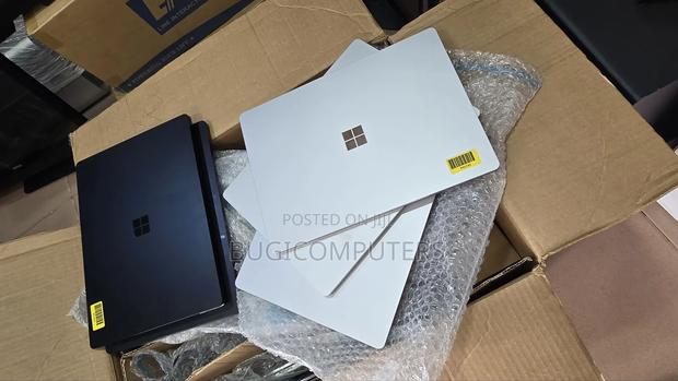 Laptop Microsoft Surface Laptop 3 8GB Intel Core i5 SSD 256GB · Photo 1