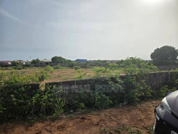 Special Demarcated Serviced Lands · Photo 2