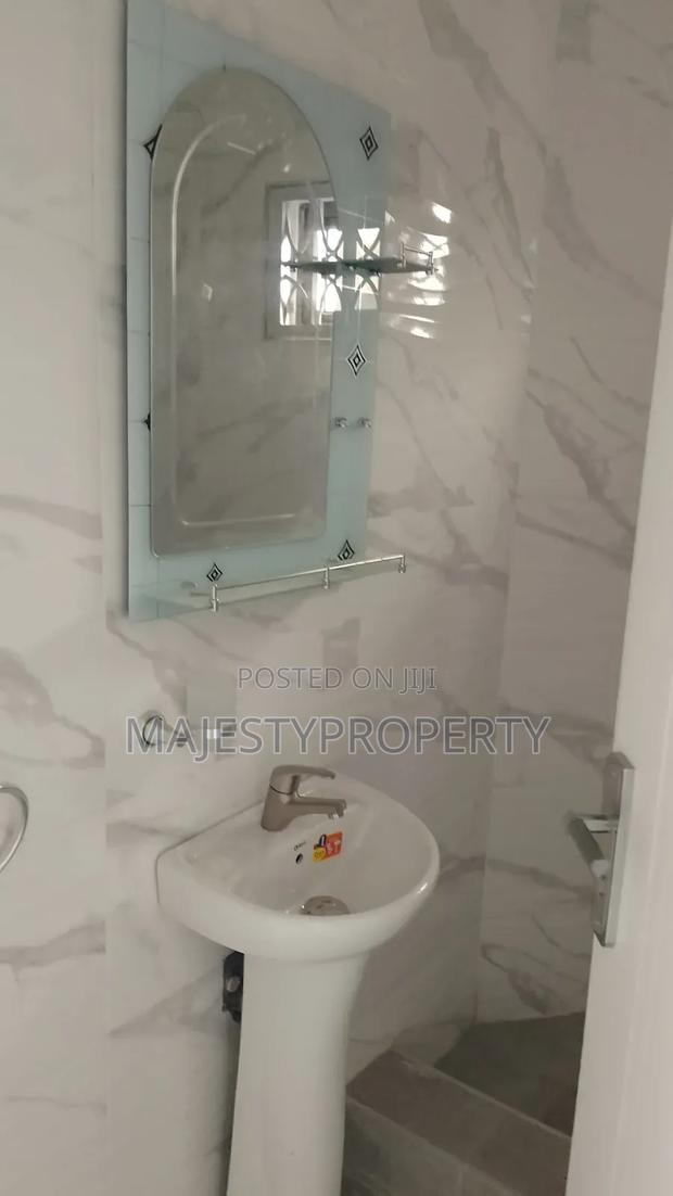 Newly Built 6bedrooms Selfcompound for Rent at Eastlegon · Photo 6
