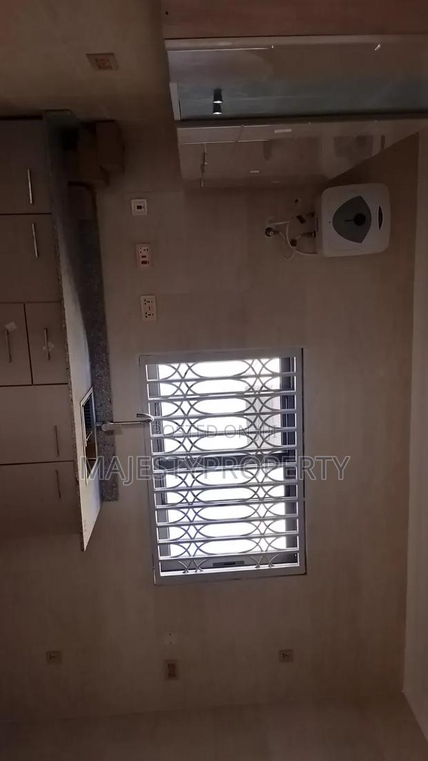 Newly Built 6bedrooms Selfcompound for Rent at Eastlegon · Photo 8