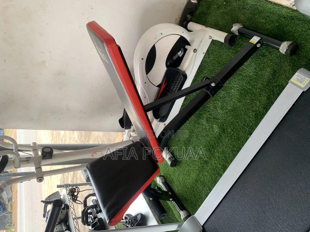 Exercise Bench · Photo 3