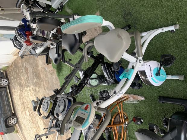 Foldable Exercise Bike · Photo 2