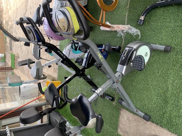 Foldable Exercise Bike · Photo 7