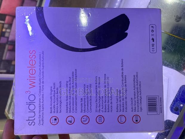 Beats Studio 3 Wireless Headset · Photo 2