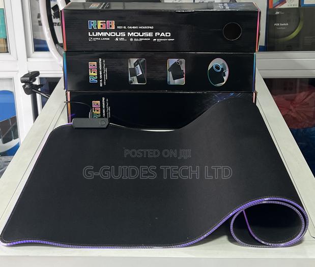 Extra-Large RGB Gaming Mousepad, Xl RGB Mouse Pad · Photo 3