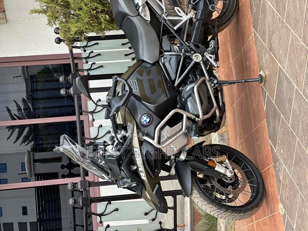 BMW R1250GS 2022 Brown · Photo 4