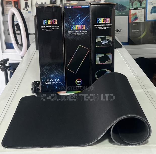 RGB Gaming Mouse Pad, Soft Cloth RGB Mouse Pad · Photo 5