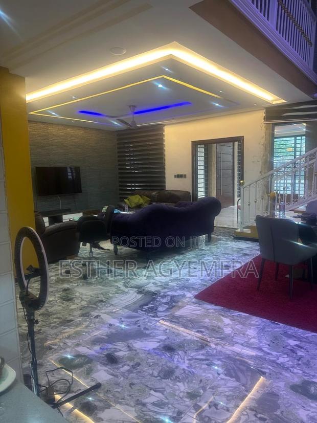 Furnished 5bdrm House in Mountain View, Old Ashomang for sale · Photo 3