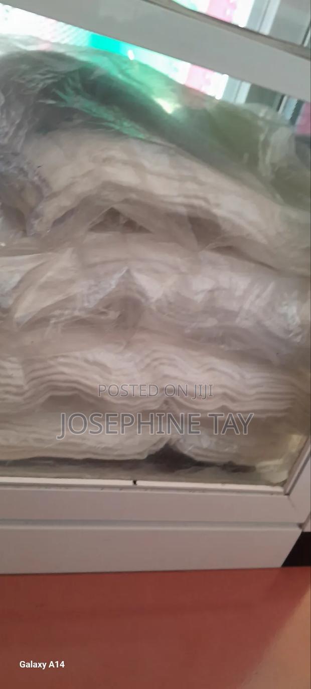 Face and Hand Towel White for Sale · Photo 1