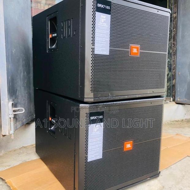 JBL Srx718s Bass Speakers - Pair · Photo 1