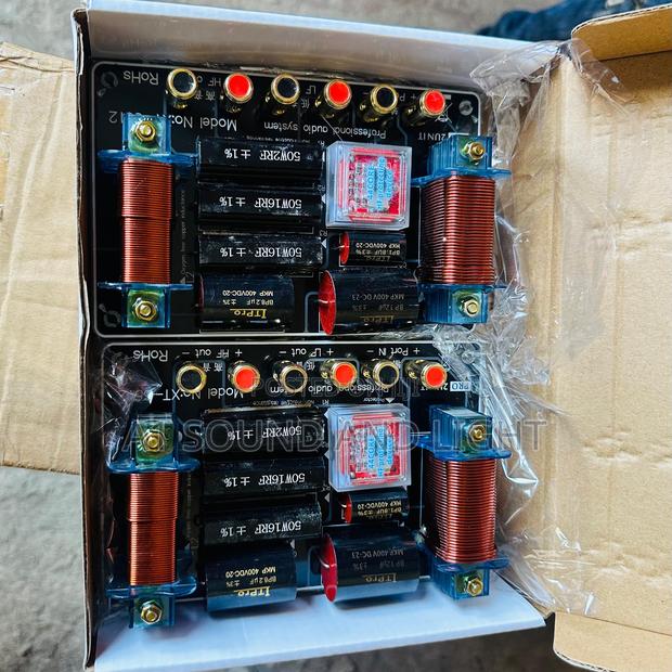 Pro 2unit Crossover · Photo 1