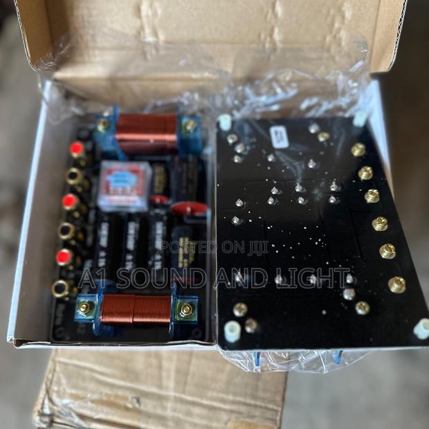 Pro 2unit Crossover · Photo 3