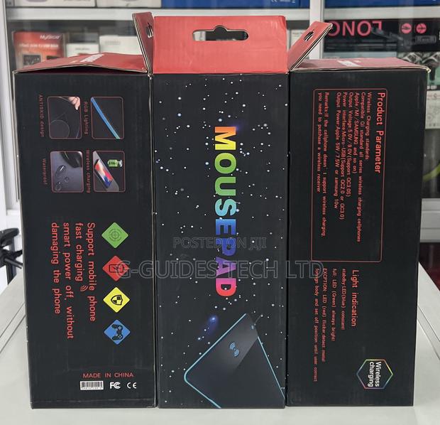 Rasure Rs-05 RGB Gaming Mouse Pad With Wireless Charging · Photo 6