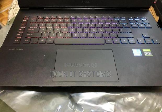 Laptop HP Omen 17t 16GB Intel Core i7 SSHD (Hybrid) 1T · Photo 1