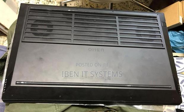 Laptop HP Omen 17t 16GB Intel Core i7 SSHD (Hybrid) 1T · Photo 2
