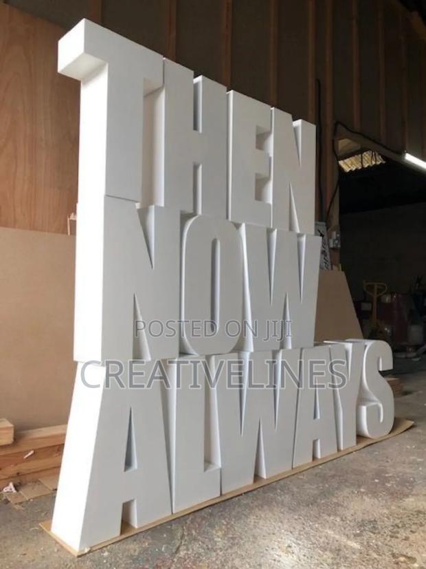 Eentrance Signages · Photo 1