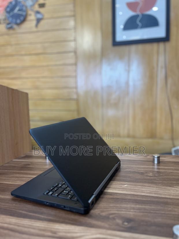 Laptop Dell Latitude 12 E7270 8GB Intel Core i5 SSD 256GB · Photo 2