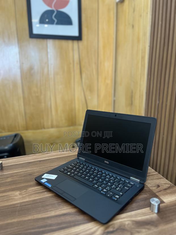 Laptop Dell Latitude 12 E7270 8GB Intel Core i5 SSD 256GB · Photo 4