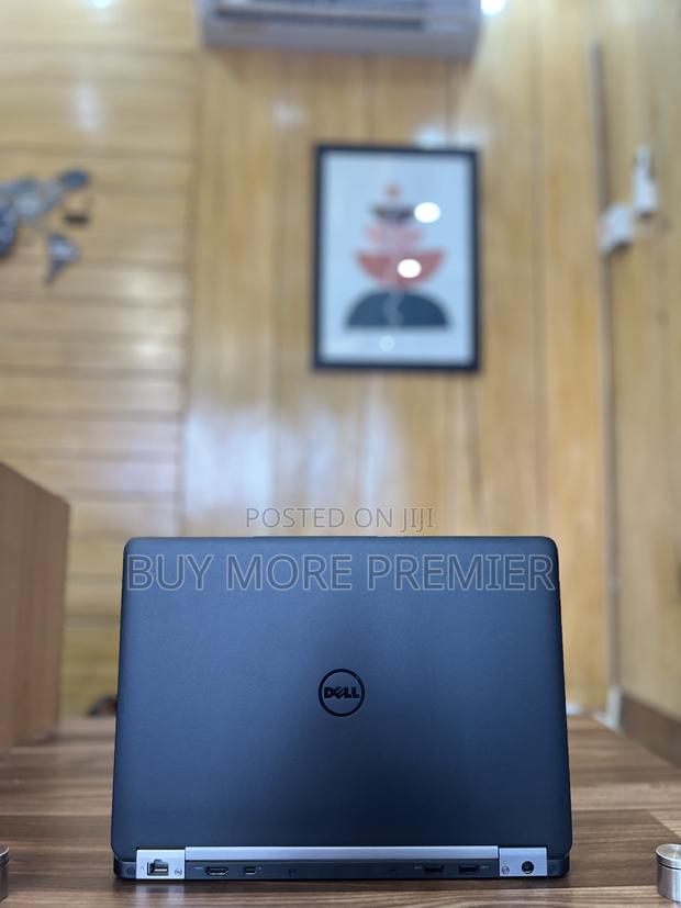 Laptop Dell Latitude 12 E7270 8GB Intel Core i5 SSD 256GB · Photo 7