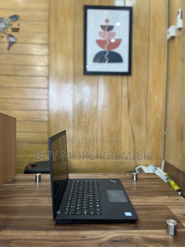 Laptop Lenovo ThinkPad T460s 8GB Intel Core I7 SSD 256GB · Photo 2