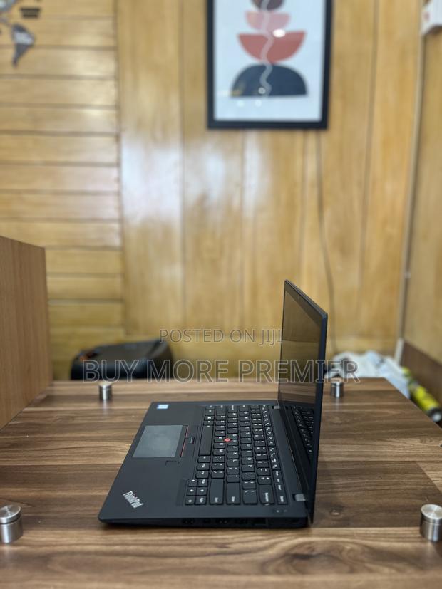 Laptop Lenovo ThinkPad T460s 8GB Intel Core I7 SSD 256GB · Photo 6