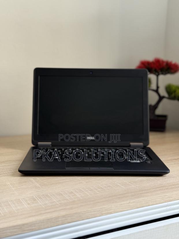 Laptop Dell Latitude E7240 8GB Intel Core I5 HDD 500GB · Photo 3