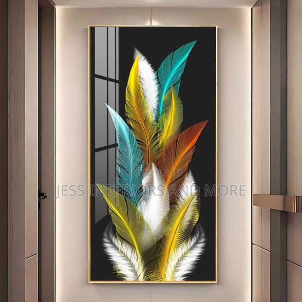 Sparkling Feathers Wall Art · Photo 1