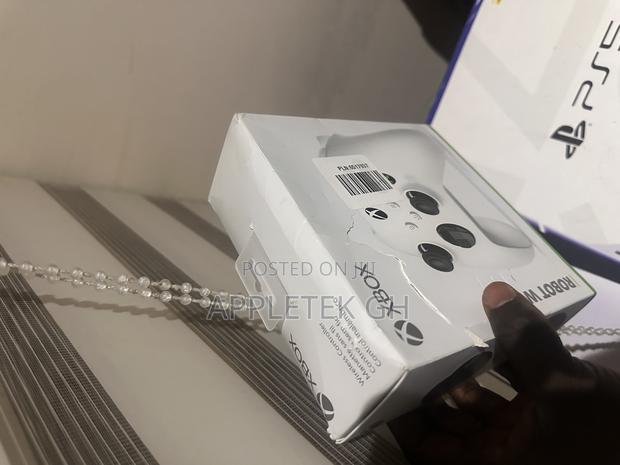 Xbox Series Controller · Photo 2