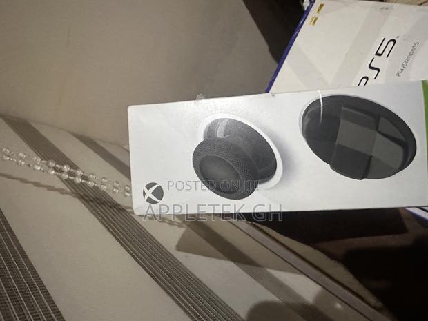 Xbox Series Controller · Photo 3