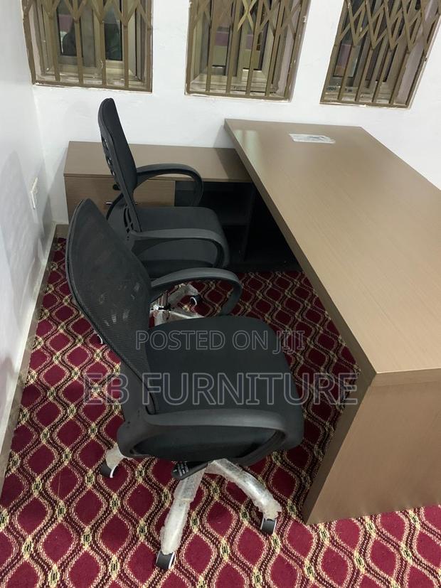 Office Desk · Photo 2