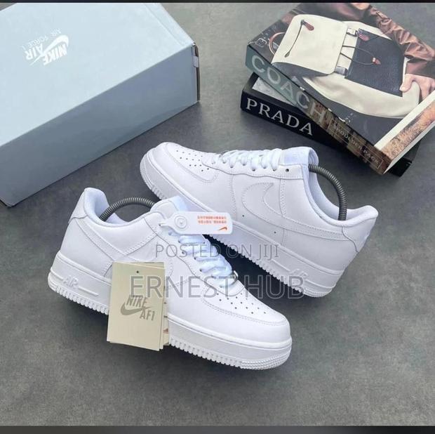 Solid Airforce 1 · Photo 2