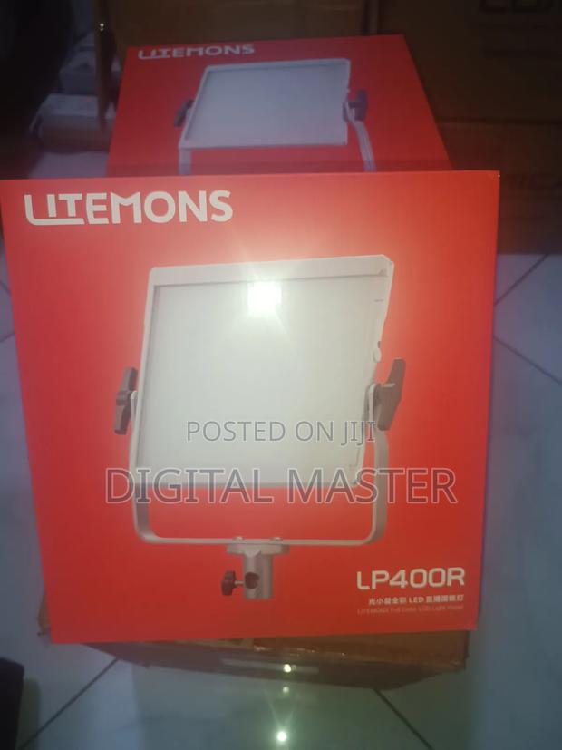 Godox Litemons Lp400r RGB Led Light Panel · Photo 1