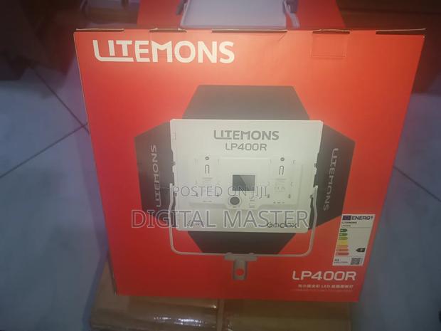 Godox Litemons Lp400r RGB Led Light Panel · Photo 3