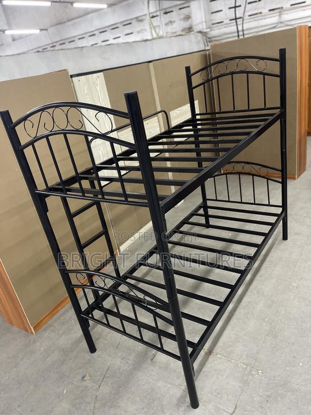 Quality Foreign Metallic One and Half Double Bunk Bed · Photo 4