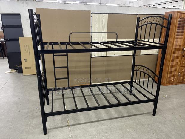 Quality Foreign Metallic One and Half Double Bunk Bed · Photo 2