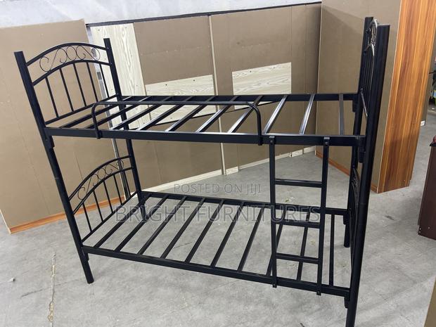 Quality Foreign Metallic One and Half Double Bunk Bed · Photo 3