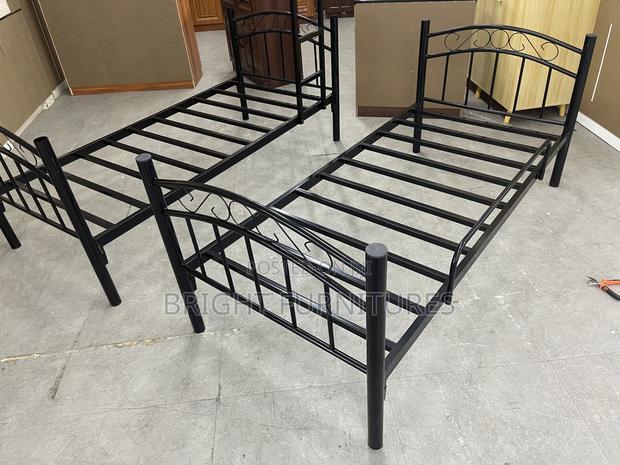 Quality Foreign Metallic One and Half Double Bunk Bed · Photo 6