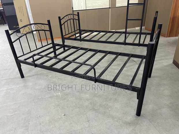 Quality Foreign Metallic One and Half Double Bunk Bed · Photo 8