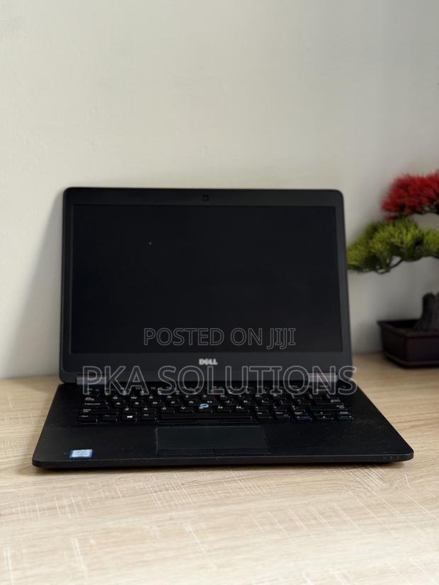 Laptop Dell Latitude E7470 8GB Intel Core I5 SSD 256GB · Photo 1
