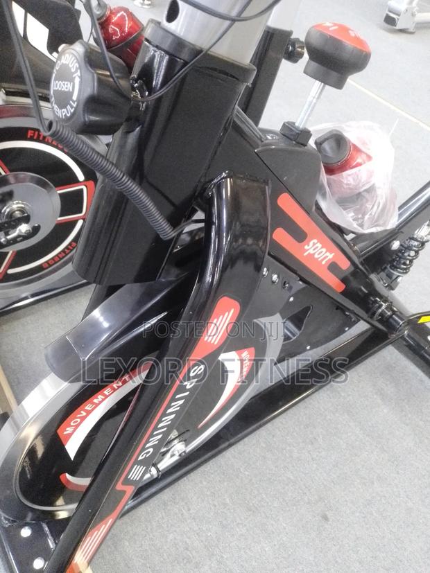 Spinning Bike (Usa) · Photo 4