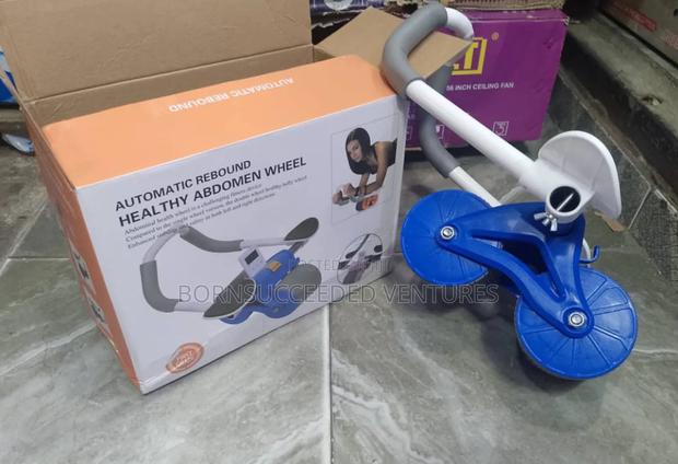 Rebound Abdominal Wheel Roller · Photo 1