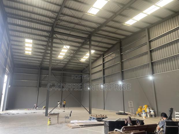 3000 SQM Warehouse at Haatso for Rent · Photo 2