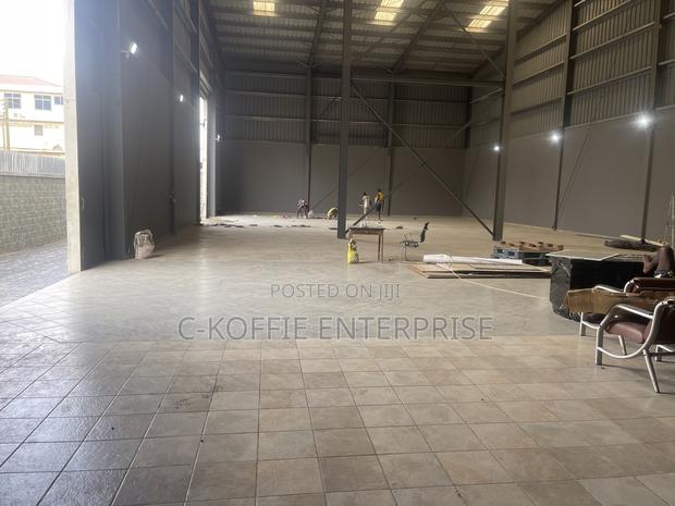 3000 SQM Warehouse at Haatso for Rent · Photo 1