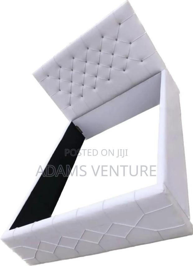 Double Quality Bed Frame · Photo 2
