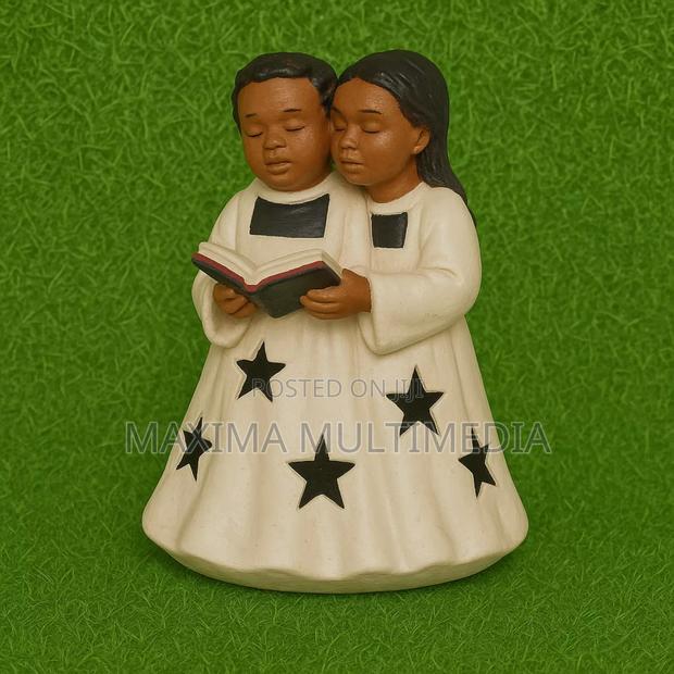 Angelic Choristers Candle Holders · Photo 1