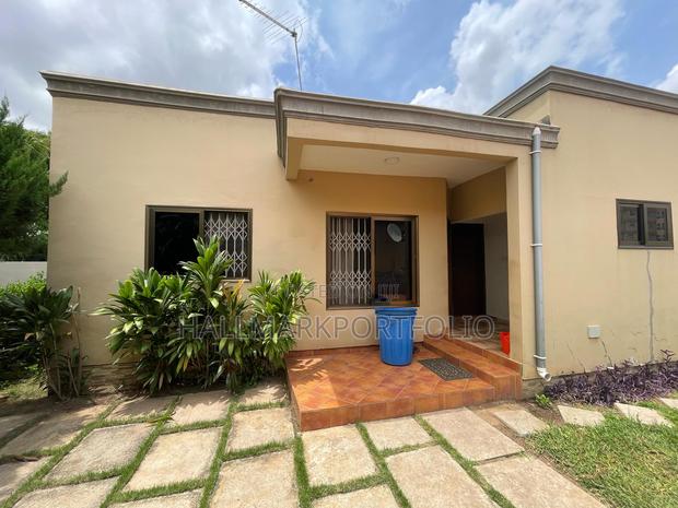 Furnished 4bdrm House in East Airport, Accra Metropolitan for sale · Photo 2