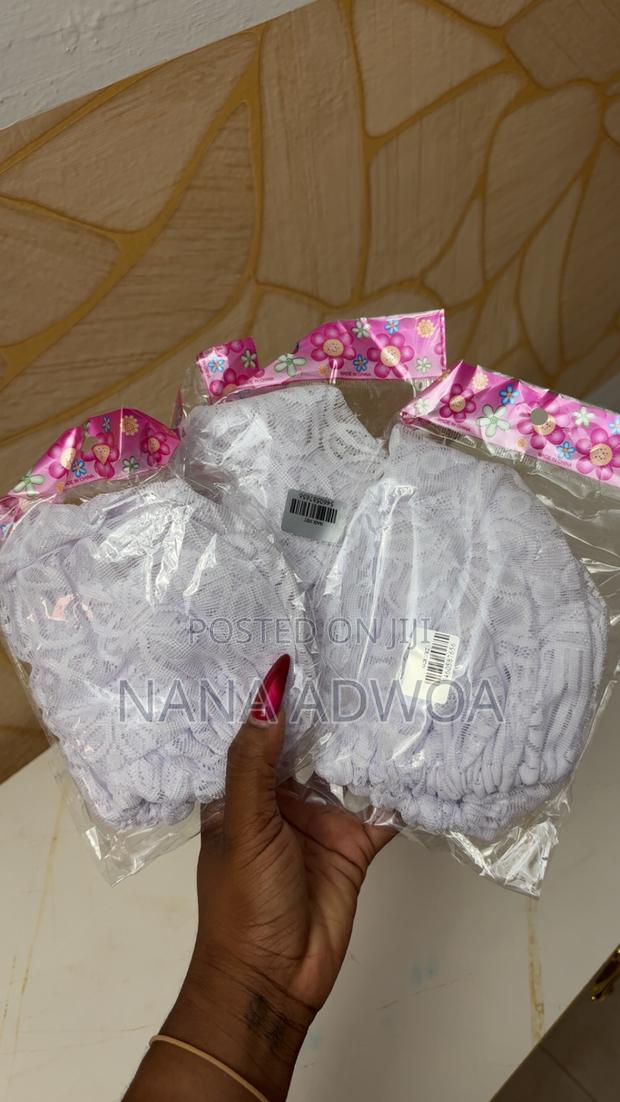 Maternity Hair Net · Photo 1